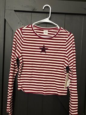 No Boundaries Red & White Striped Ribbed Top with Star